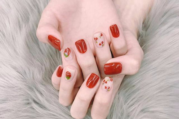 受暴雨影响，广州白云机场启动航班大面积延误应急处置蓝色响应